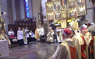 Msza Święta Krzyżma w olsztyńskiej katedrze